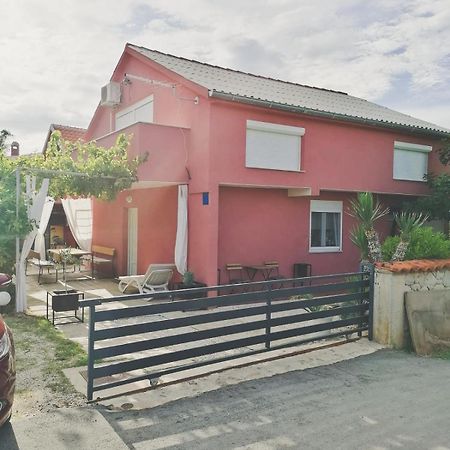 House For Rent Paola Villa Ražanac Exterior foto