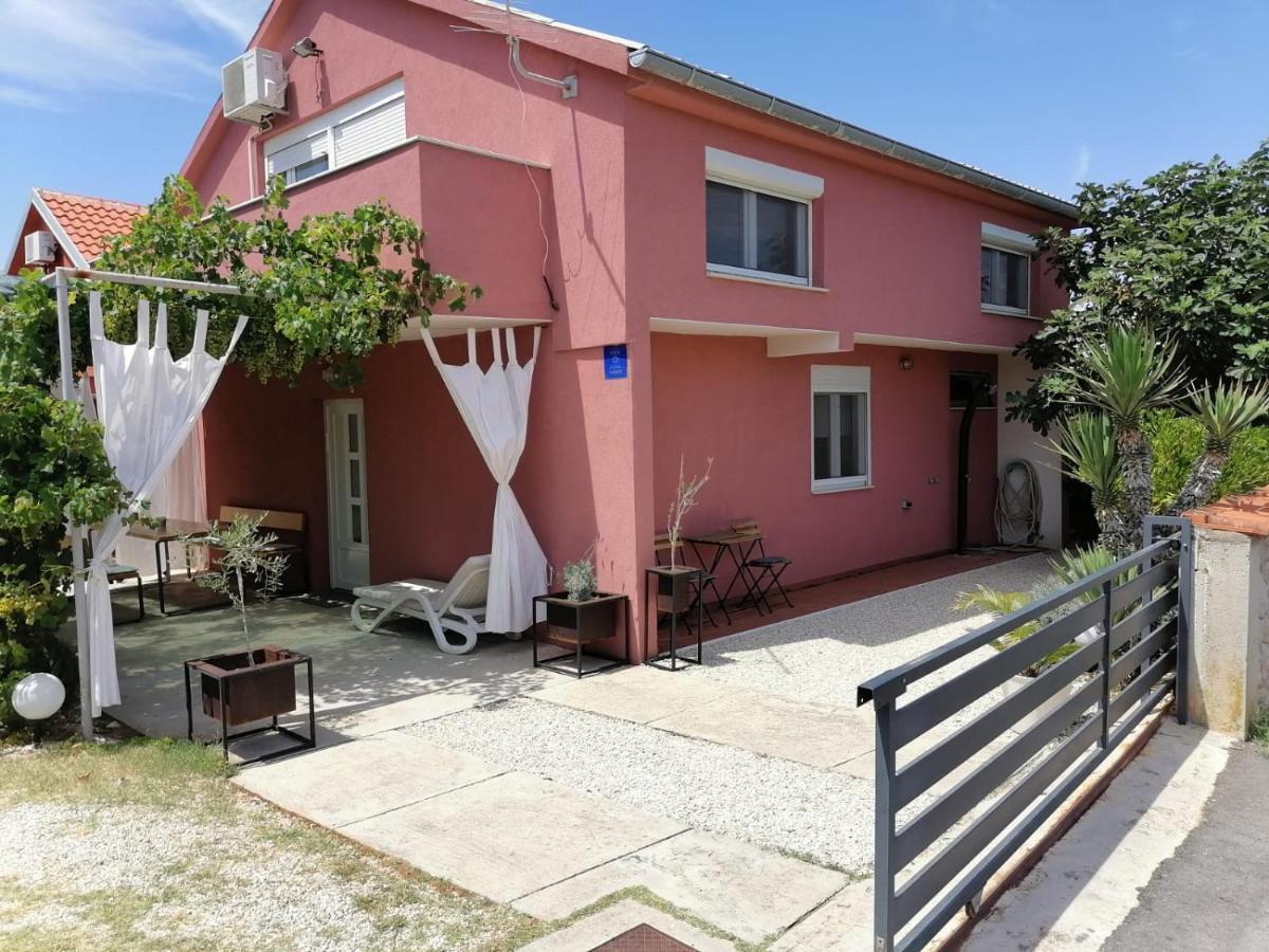 House For Rent Paola Villa Ražanac Exterior foto