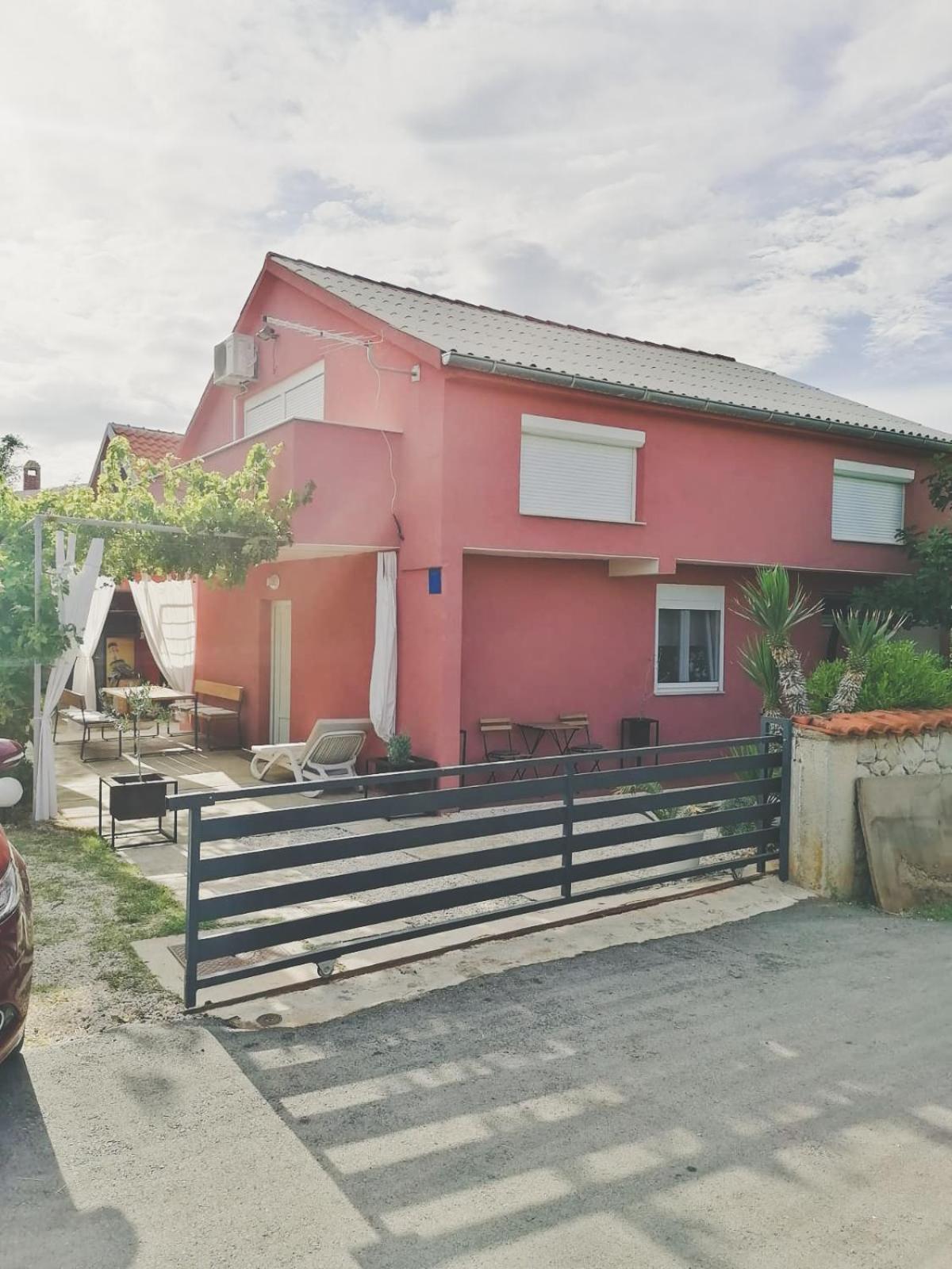 House For Rent Paola Villa Ražanac Exterior foto