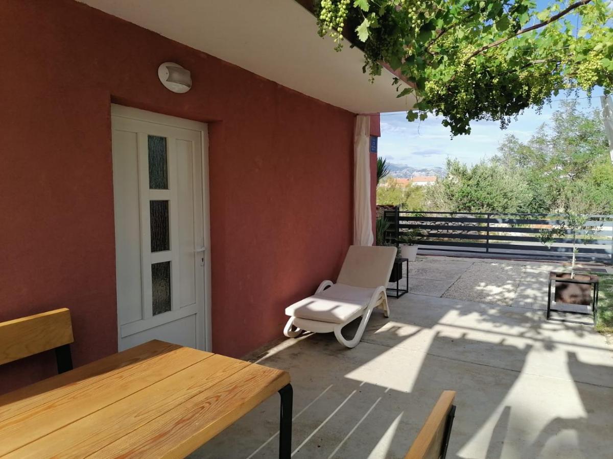 House For Rent Paola Villa Ražanac Exterior foto