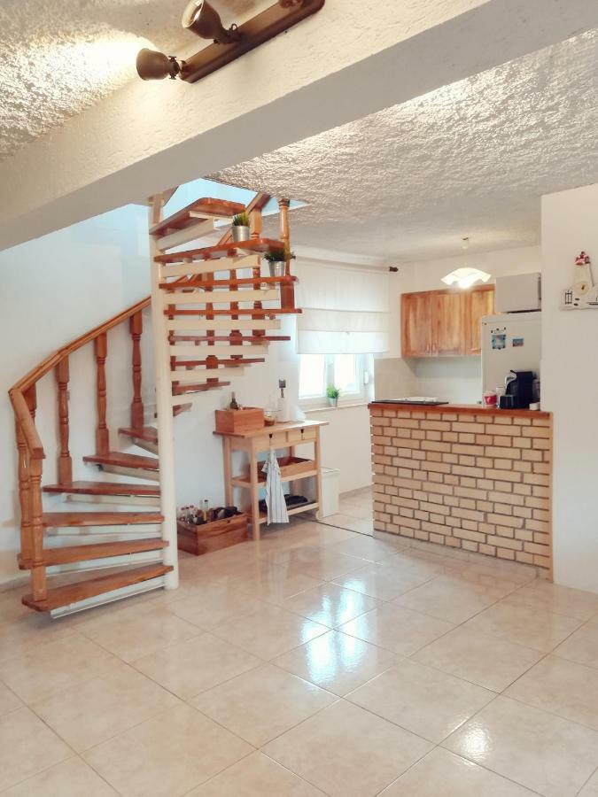 House For Rent Paola Villa Ražanac Exterior foto
